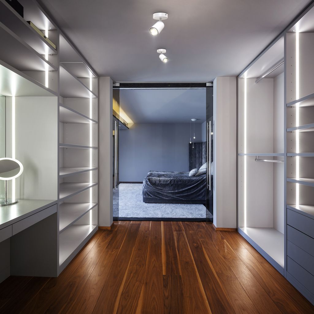 Wandlampe - schwenkbar. GU10 Fassung. max. 9W. weiß 3